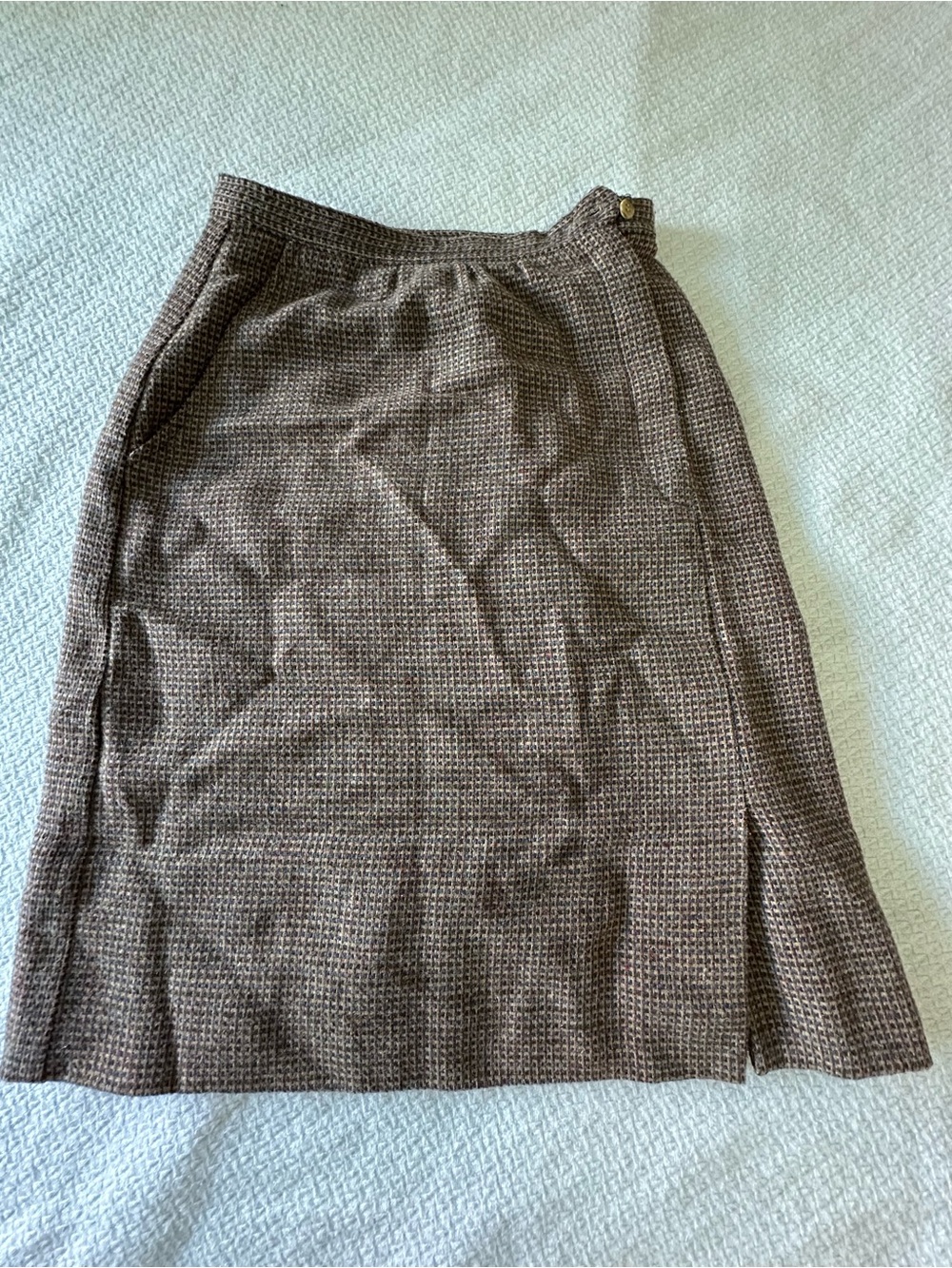 Classic Brown Tweed Midi Skirt with Subtle Side Slit